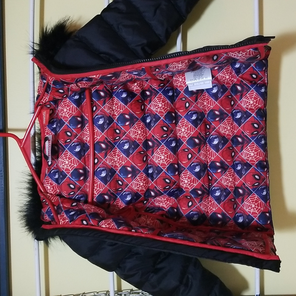 Spiderman jacket - Picture 3 of 10